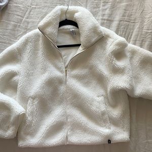 NEW Peloton x Varley Highwood Jacket